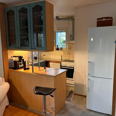 6 Real Beds, Ac, Walk To Willa, Apartman
