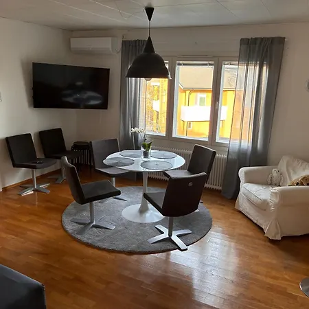 6 Real Beds, Ac, Walk To Willa, Apartman Hyvinkää